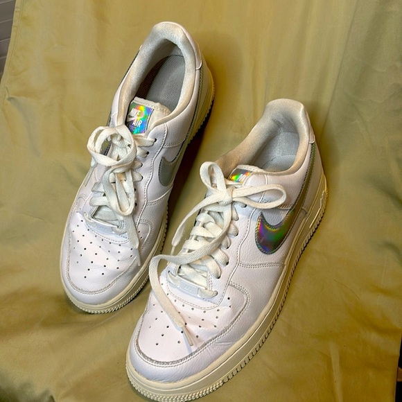 Nike Other - NIKE AIR AIRFORCE 1 white and silver Excellent condition
